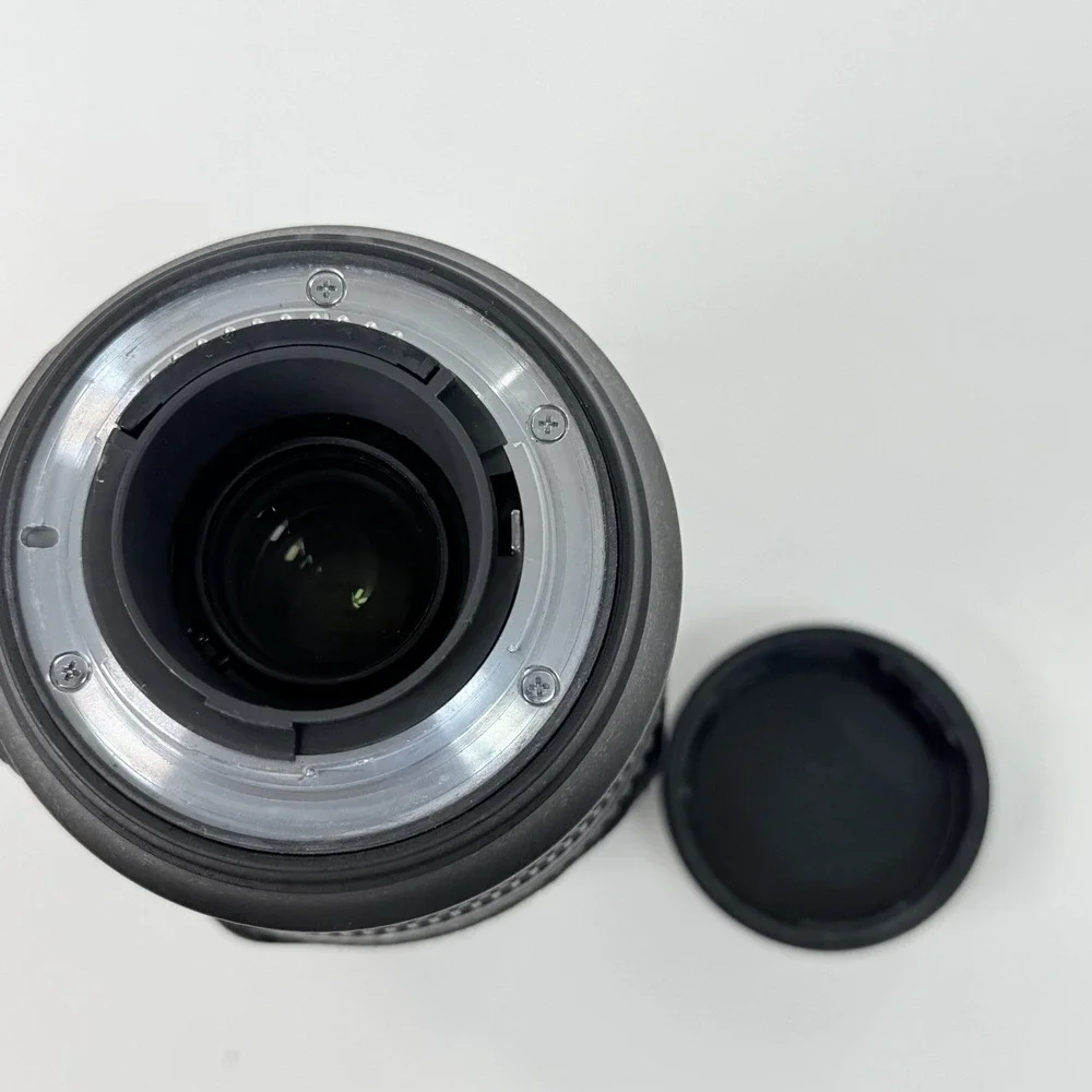 Nikon Nikkor AF-S 70-300mm f4.5-5.6 G ED VR Lens w/ Caps Case Filter Hood [Mint]